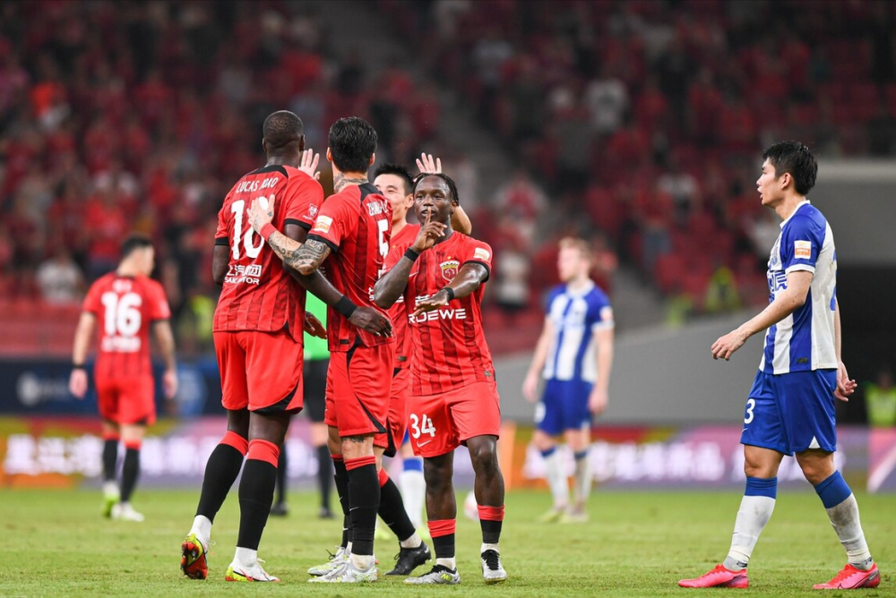 开云-自行车赛场再起风云:塞外赤兔队爆冷东海火箭队,新援首秀制胜轮换效果显现的简单介绍