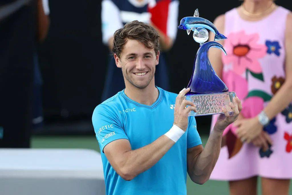 开云-穆古鲁扎关键节点逆转，加拿大队带队取胜！的简单介绍